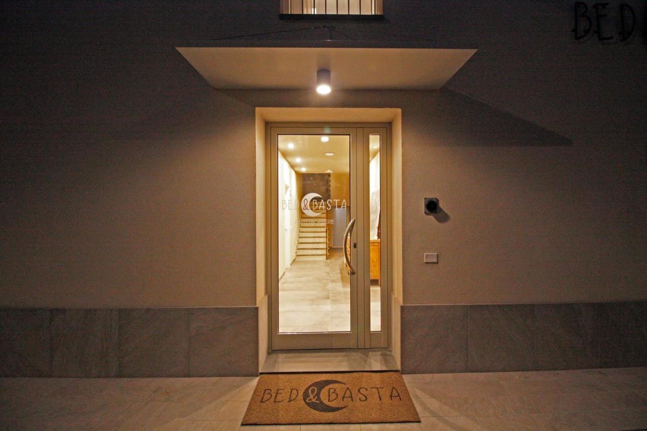 雷焦艾米利亚 Bed & Basta酒店 外观 照片
